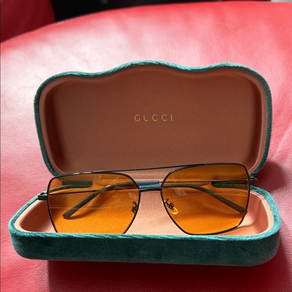 Gucci Sunglasses with Amber Lenses and Green Case - Picture 1 of 7